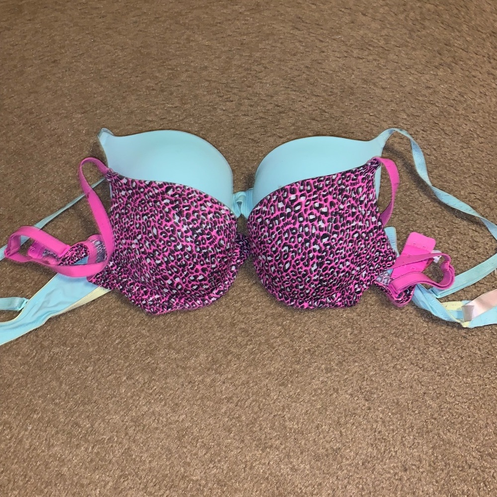 Size 34B wear everywhere push up bras